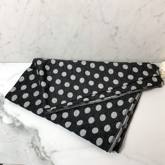 Women’s Dana Herbert scarf - Picture 1 of 3